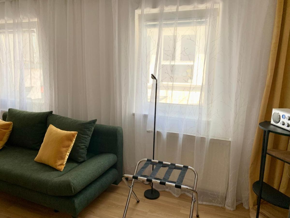Air-Conditioned, Quiet Apartment With A Terrace In Center Of St Poelten - Smart Tv Sankt Poelten Buitenkant foto