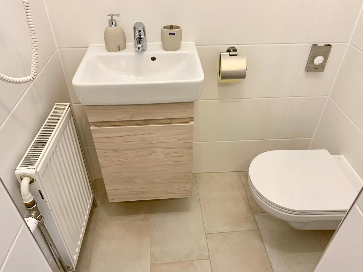 Air-Conditioned, Quiet Apartment With A Terrace In Center Of St Poelten - Smart Tv Sankt Poelten Buitenkant foto