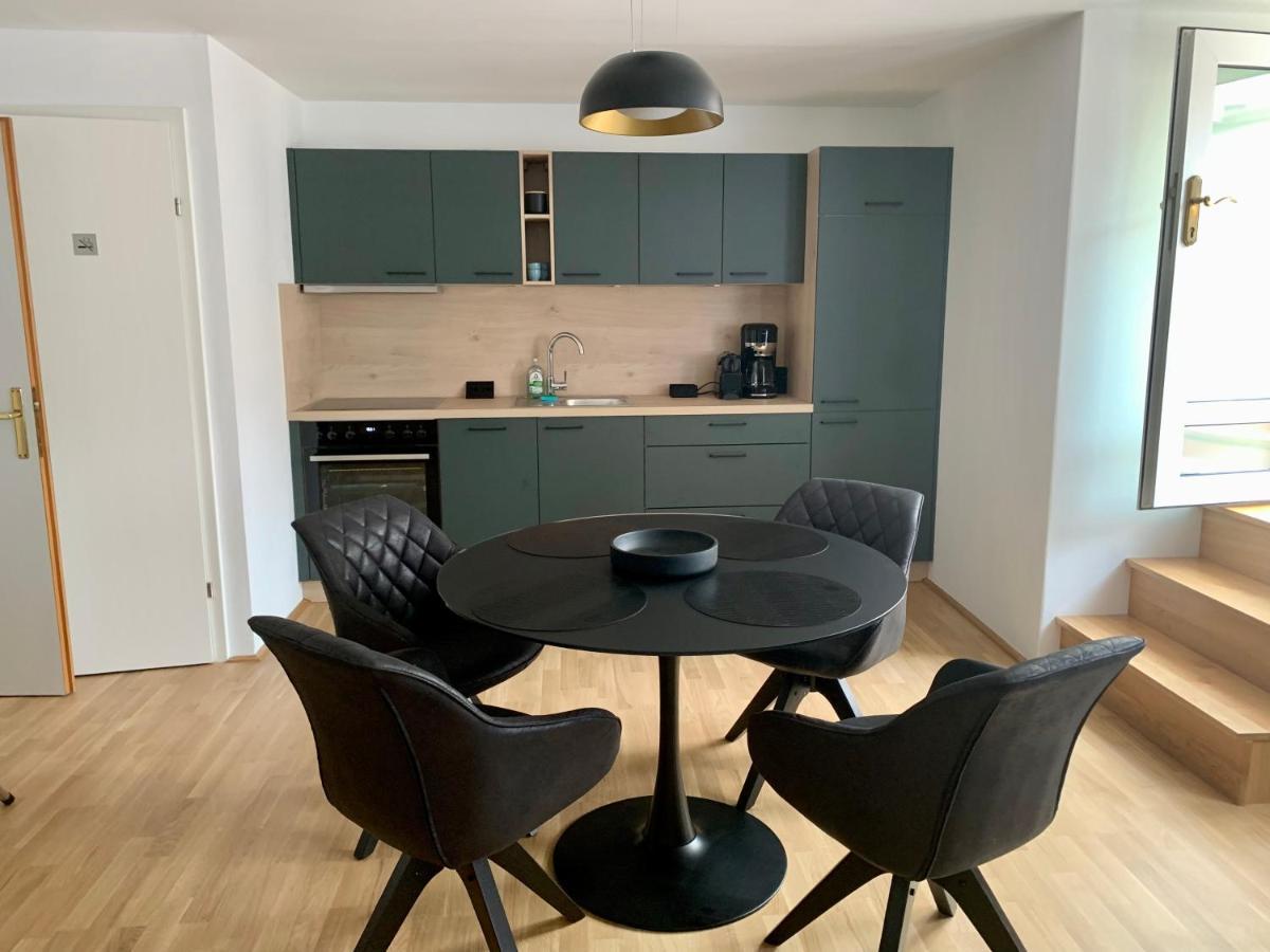 Air-Conditioned, Quiet Apartment With A Terrace In Center Of St Poelten - Smart Tv Sankt Poelten Buitenkant foto